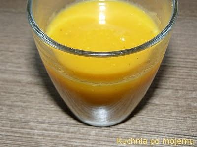 Curry krem z dyni z lubczykiem od domowego ogródka