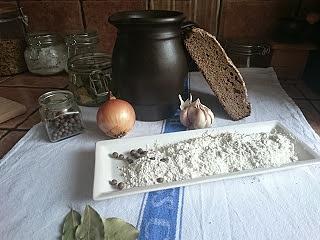 Kiszenie zakwasu na żur