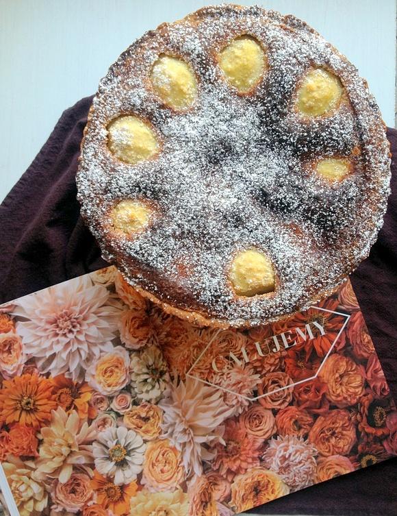 Tarta migdałowa z gruszkami