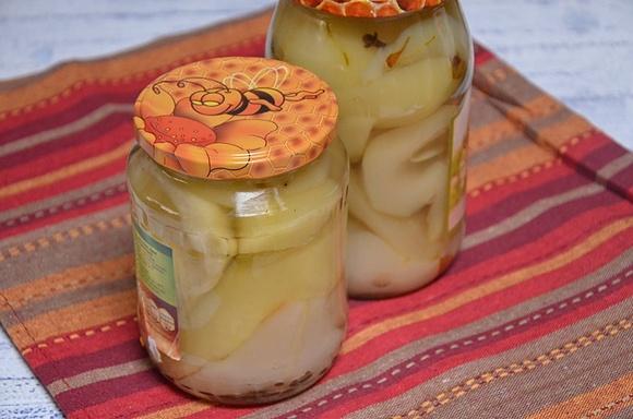 Gruszki w occie – marynowane