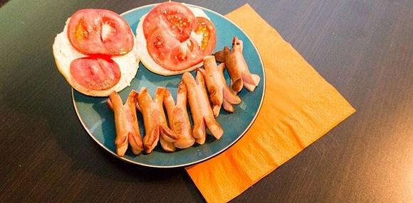 Koziołki z parówek – inny sposób na śniadanie