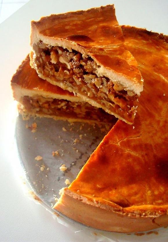 Tarta z orzechami w karmelu