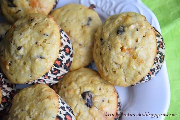 Muffiny z płatkami owsianymi pomarańczą i czekoladami