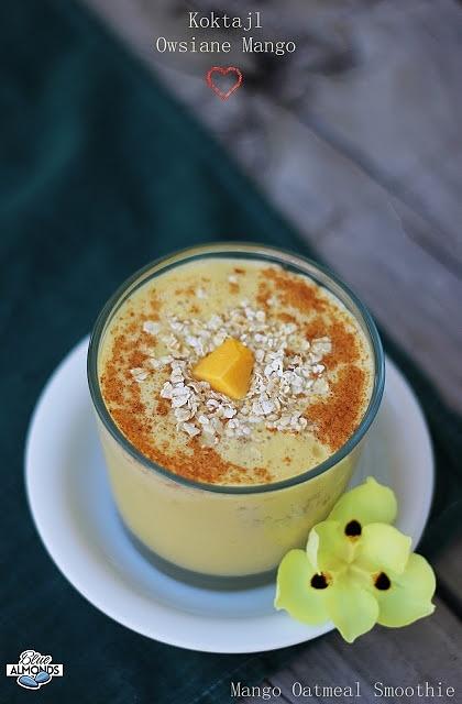 Mango oatmeal smoothie wegański z bananem i cynamonem