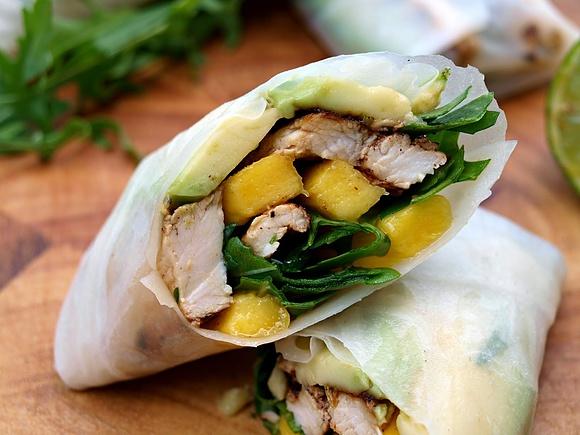 Spring rolls z kurczakiem - przepis na zdrowe danie