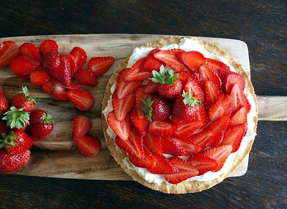 Strawberry tart dla dorosłych z whiskey i mascarpone