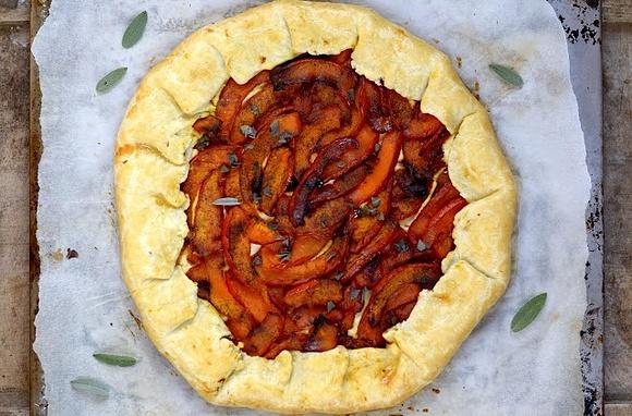 Galette z dynią pieczoną i szałwią