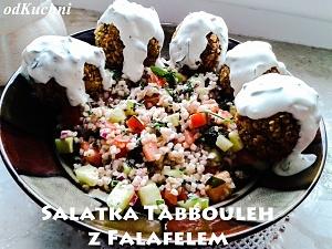 Sałatka tabbouleh z falafelem