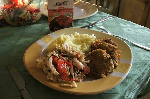 Kotlety mielone z warzywami i przyprawą Shami Kebab
