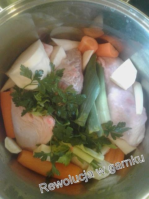 Rosół - przewodnik po przygotowaniu aromatycznego bulionu