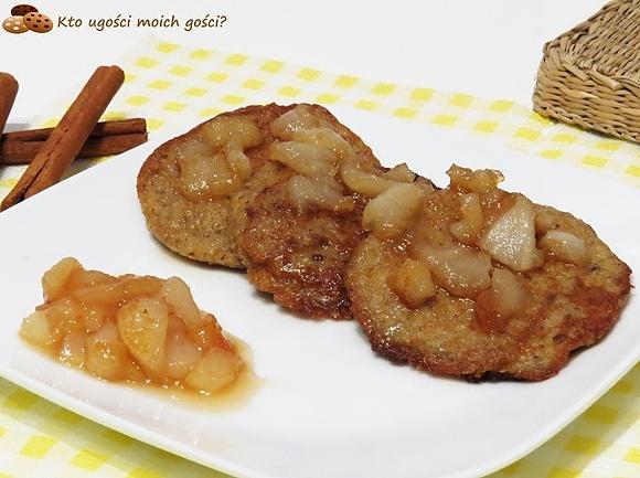 Placuszki z kaszy jaglanej z gruszkami