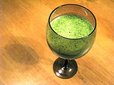 Soczysto-zielone smoothie
