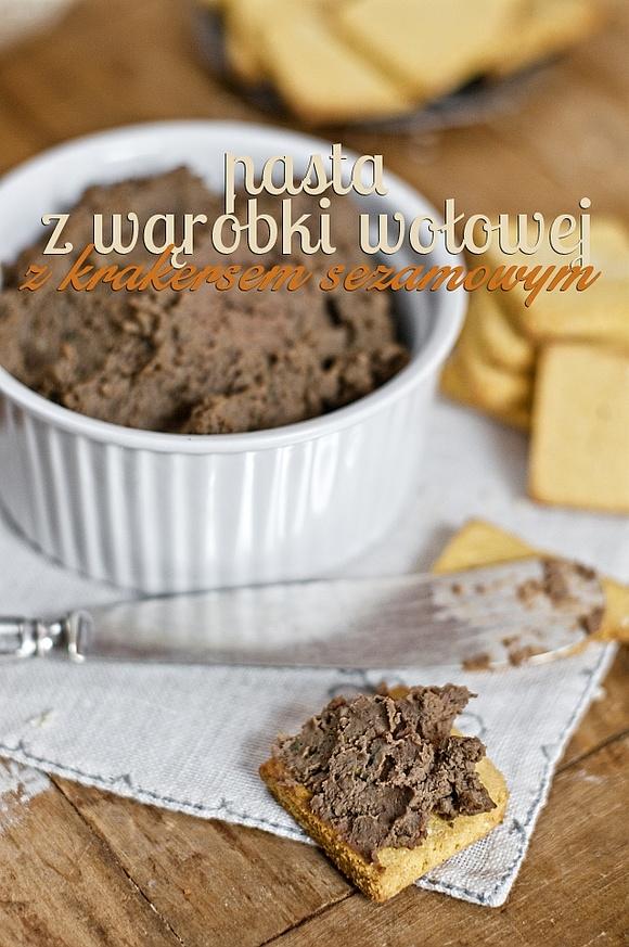 Pasta z wątróbki wołowej z krakersami sezamowymi