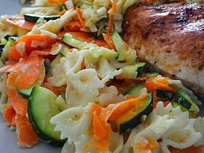 Makaron z cukinią i marchewką