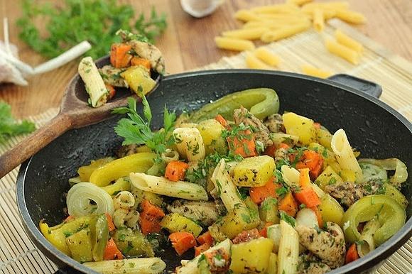 Penne z dynią i kurczakiem