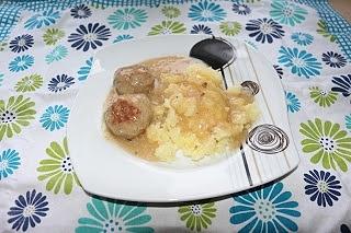 Pulpeciki w sosie pieczarkowym