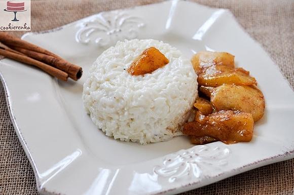 Pudding ryżowy z karmelizowanym jabłkiem i mango
