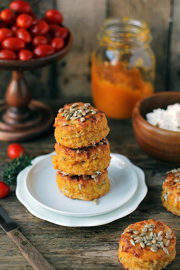 Dyniowe scones z parmezanem i tymiankiem