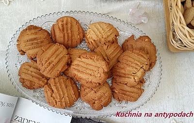 Ciastka z masłem orzechowym