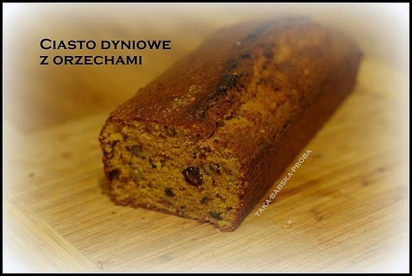 Ciasto dyniowe z orzechami