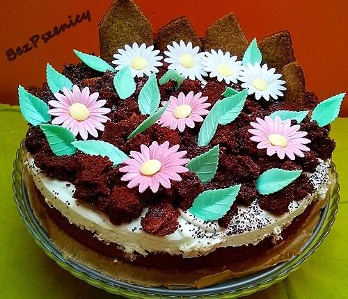 Żytni tort ogródek na urodziny dla dzieci
