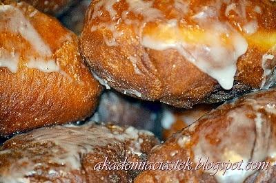 Pączki z powidłami