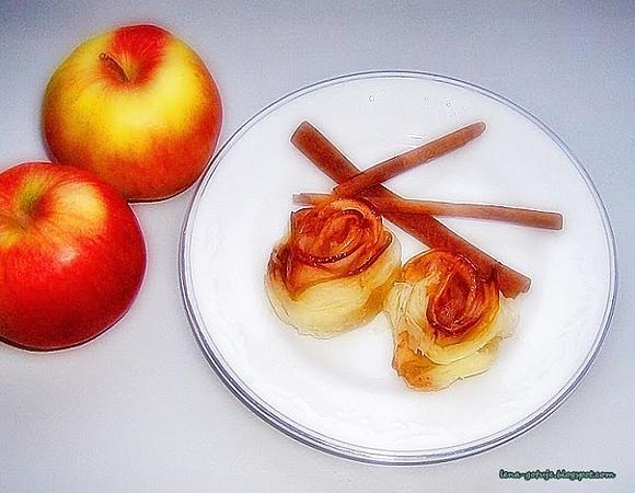 Francuskie różyczki jabłkowe