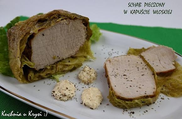 Schab pieczony w kapuście włoskiej