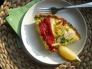 Tarta z wędzonym pstrągiem