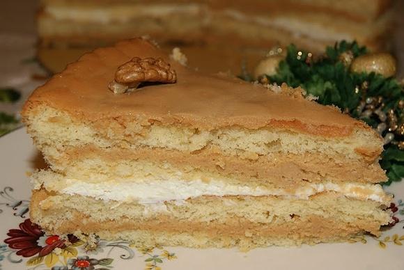 Tort kajmakowy
