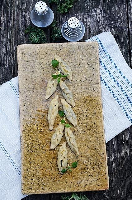 Cappelletti z pieczarkami, jarmużem i oregano