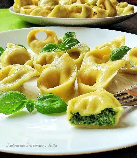 Tortelloni ze szpinakiem i ricottą