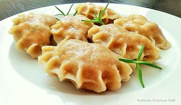 Pierogi z kurczakiem i marchewką