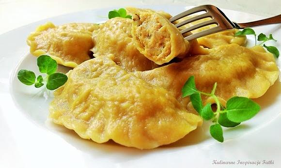 Pierogi z kurczakiem i podgrzybkami