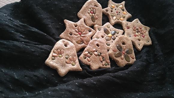 Ozdoby z masy solnej z kawą i cynamonem