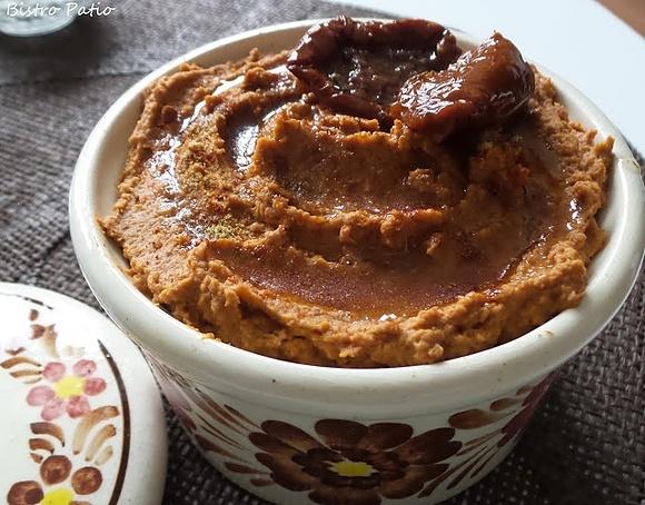 Hummus z suszonymi pomidorami