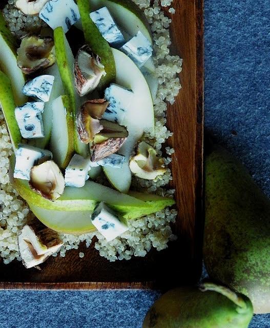 Quinoa z gruszką gorgonzolą i pieczonymi kasztanami