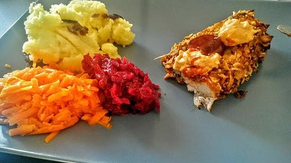 Kurczak w serowo-kukurydzianej panierce