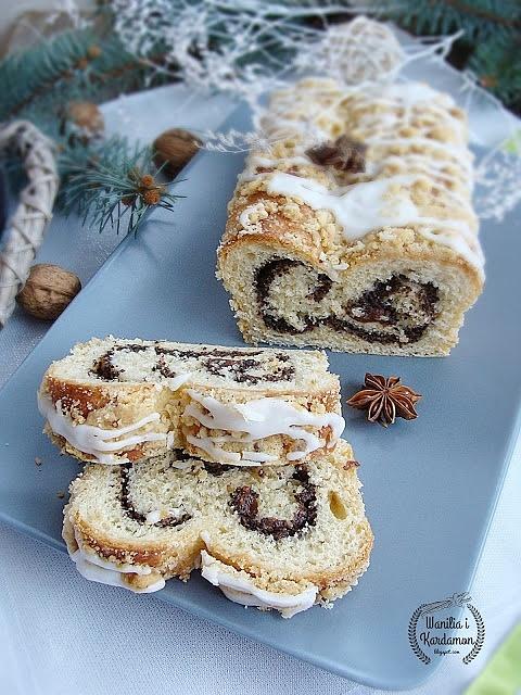 Strudel makowy z kruszonką