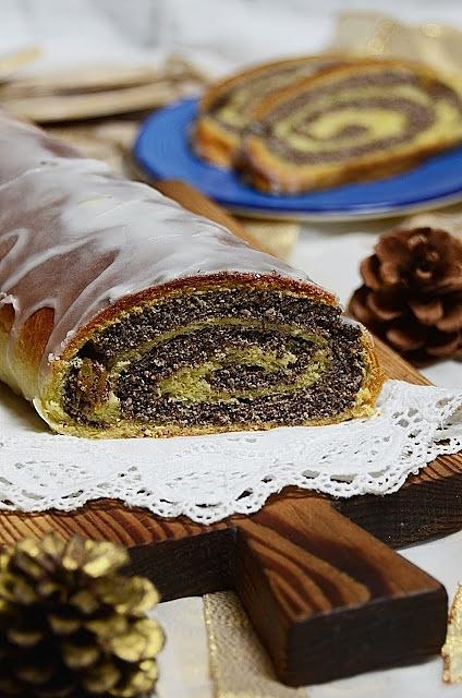 Strucla z makiem – zawijaniec drożdżowy na święta