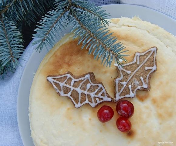 Sernik nowojorski z cytryną na spodzie z ciasteczek Spekuloos