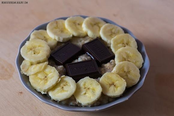 Owies z bananem i gorzką czekoladą