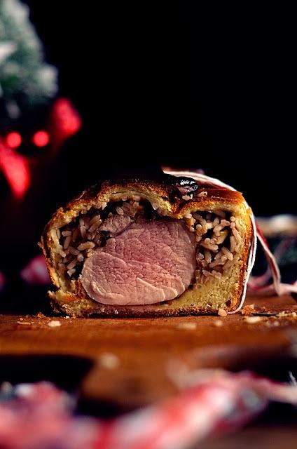 Kulebiak z polędwiczką wieprzową, ryżem i sosem pieczarkowym