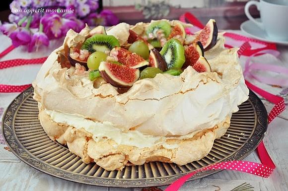 Tort bezowy cytrynowy