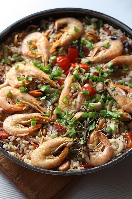 Noworoczna paella z owocami morza