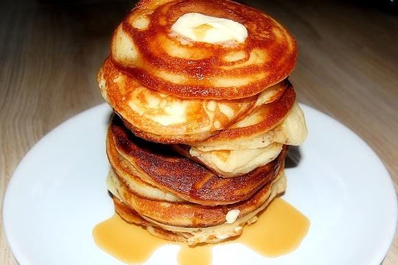 Amerykańskie pancakes jako pomysł na śniadanie