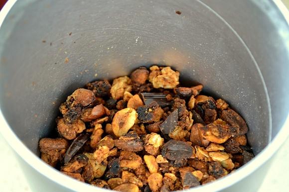 Homemade pełną parą – prosty sposób na zużycie zapasu masła orzechowego