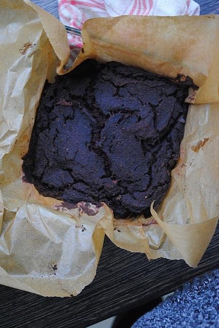 Wegańskie kokosowe brownie z buraka