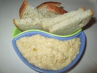 Maczanka do pieczywa z serem i piwem