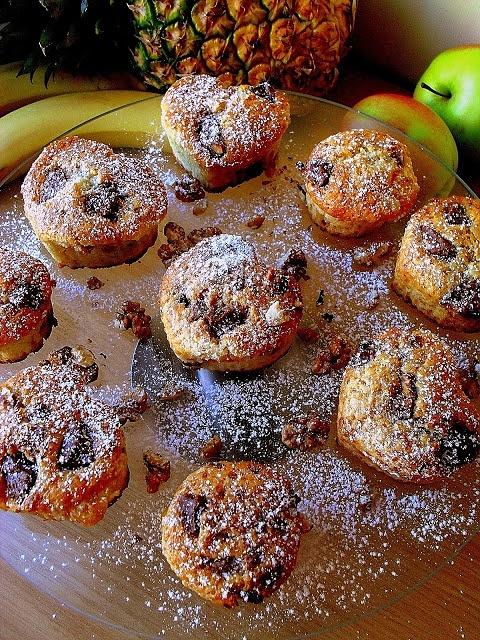 Muffinki z czekoladą i orzechami